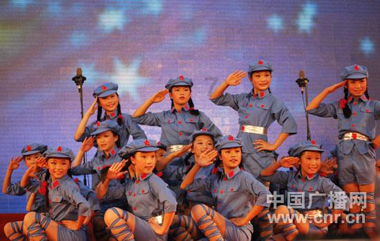 龙年春晚首次彩排结束!赵本山、郭德纲、岳云鹏全都无缘登台